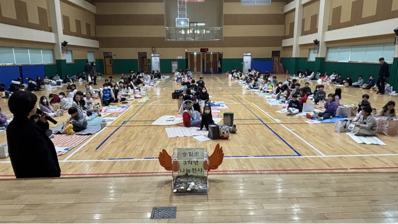 연수구에 본격적인 겨울을 앞두고 지역 내 소외된 이웃들이 따뜻한 겨울을 보낼 수 있도록 다양한 나눔 활동이 이어지고 있다